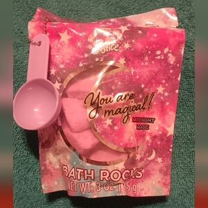 Justice Midnight Magic Stardust Bath Rocks